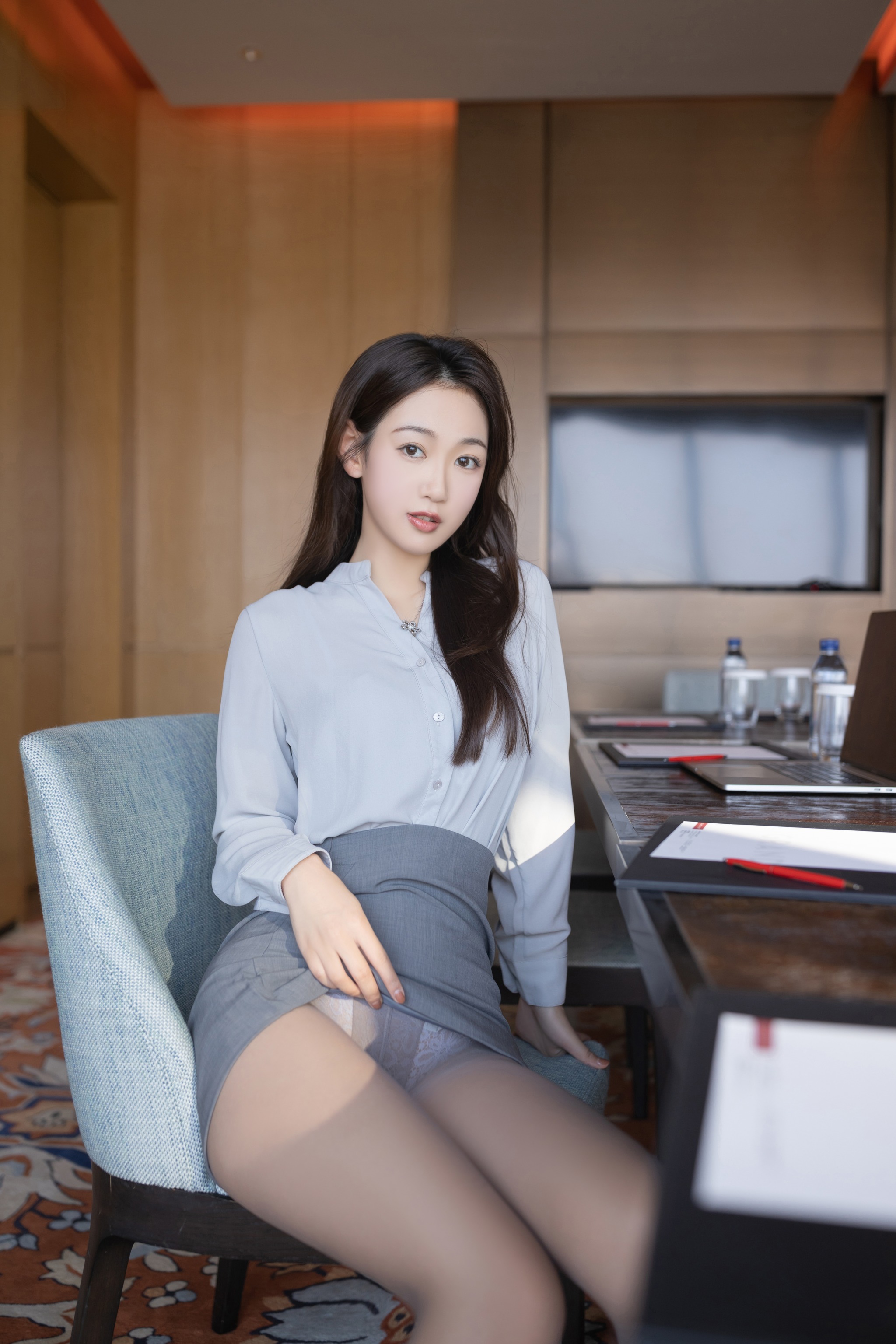 图片[1]-唐安琪 – NO.012 内购无水印 会议室写真[86P]-XikXak